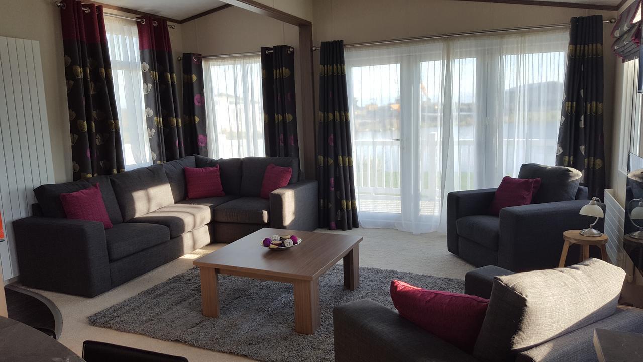 Luxury Lodge At Haggerston Castle Beal Екстер'єр фото